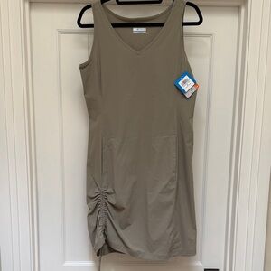 Columbia Tan Sleeveless Dress w/ Pockets